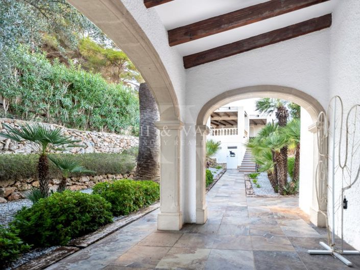 Image No.25-4 Bed Villa for sale