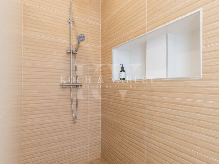 Image No.31-7 Bed Villa for sale