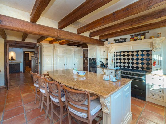 Image No.11-5 Bed Villa for sale