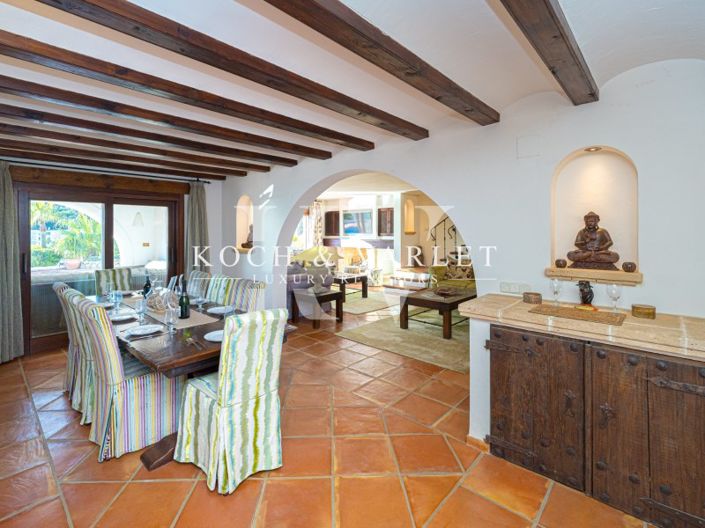 Image No.20-5 Bed Villa for sale