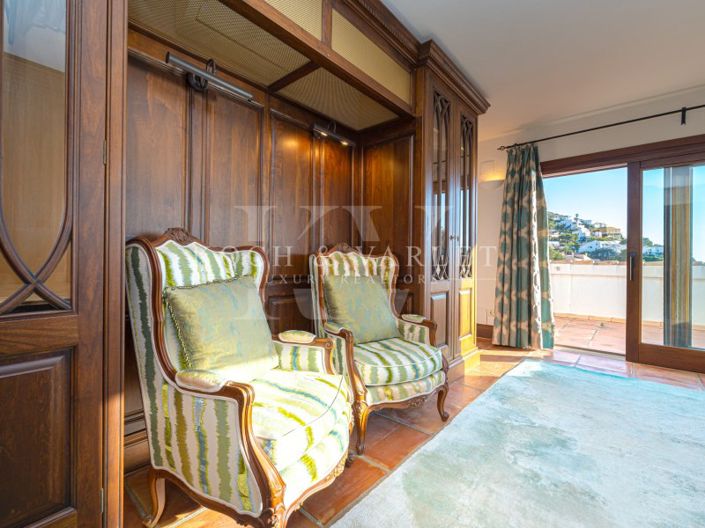 Image No.34-5 Bed Villa for sale