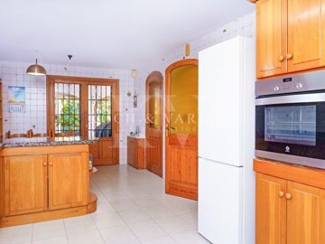 id95079b01-0000-0500-0000-0000158cba8a