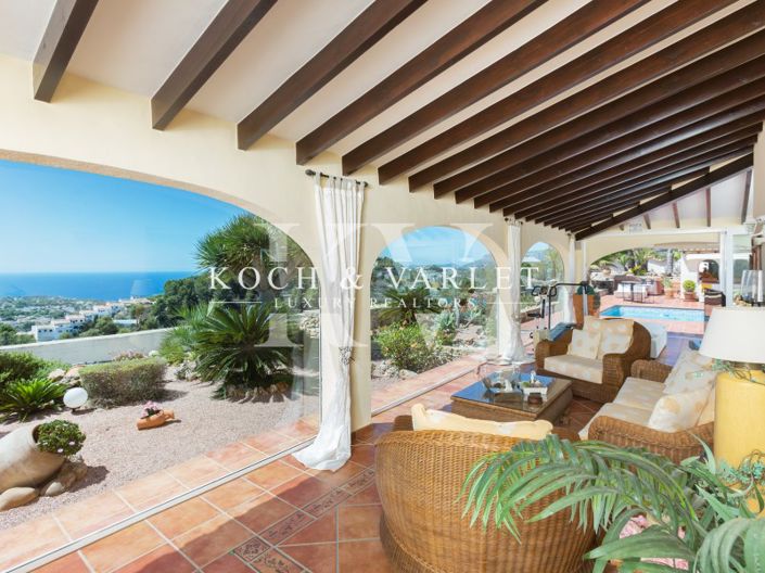 Image No.2-4 Bed Villa for sale