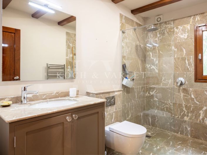 Image No.12-5 Bed Villa for sale