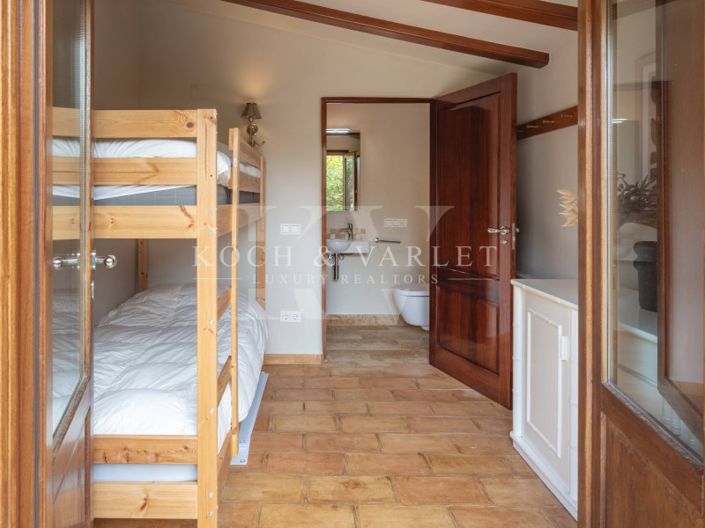 Image No.24-5 Bed Villa for sale