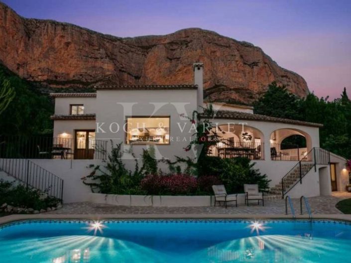 Image No.29-5 Bed Villa for sale