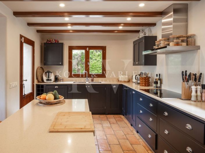 Image No.5-5 Bed Villa for sale