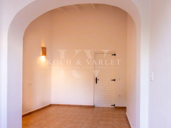 Image No.16-5 Bed Villa for sale