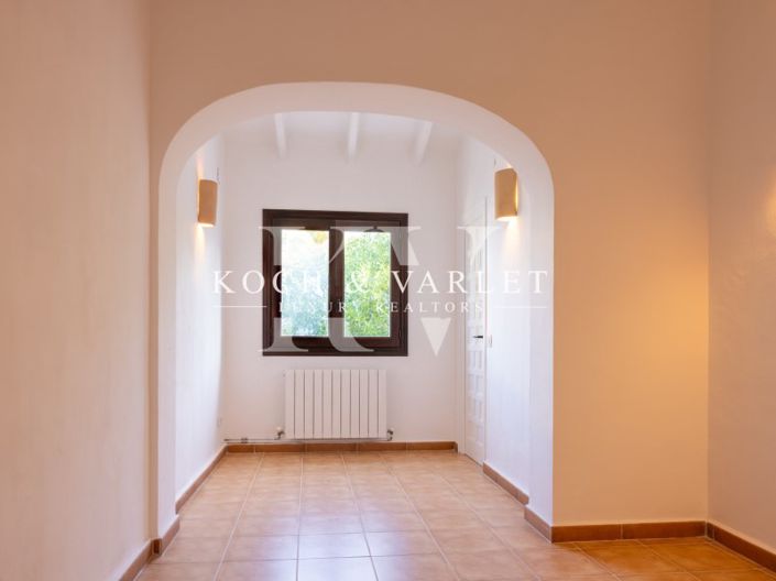 Image No.17-5 Bed Villa for sale