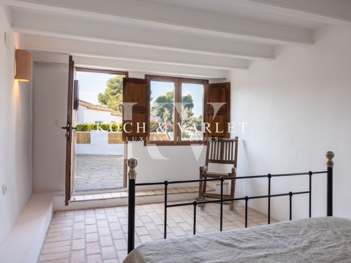 Image No.18-5 Bed Villa for sale