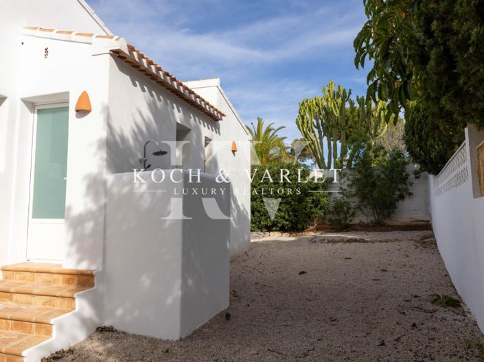 Image No.32-5 Bed Villa for sale