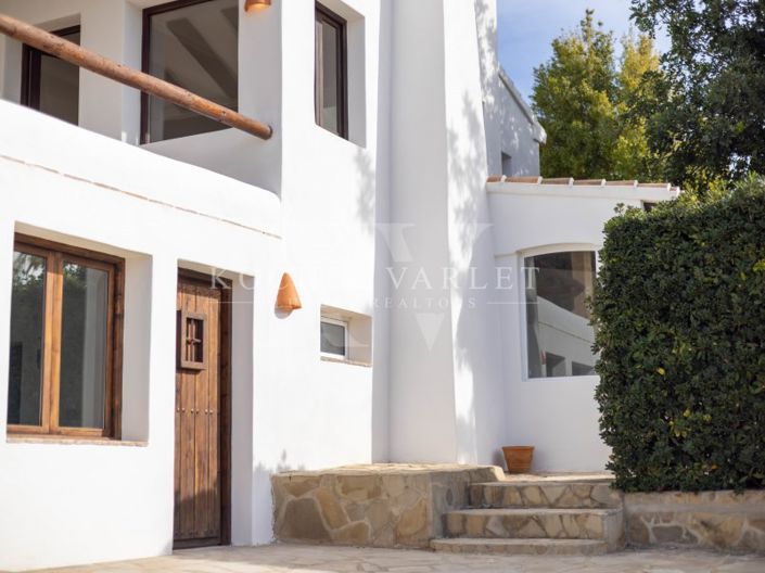 Image No.5-5 Bed Villa for sale