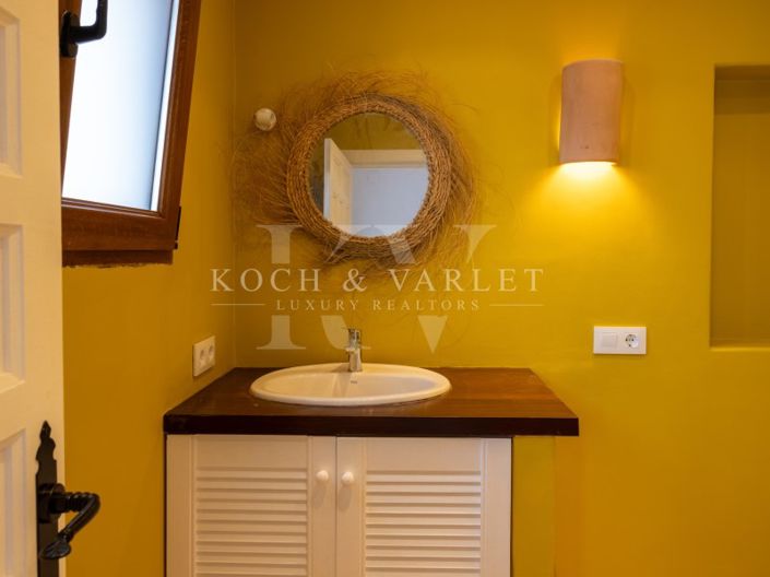 Image No.50-5 Bed Villa for sale