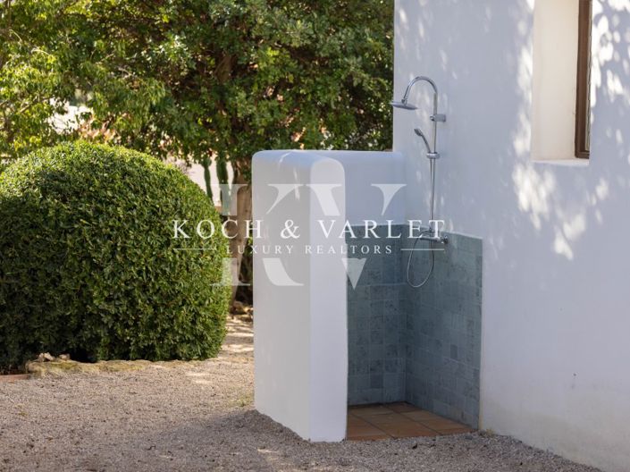 Image No.51-5 Bed Villa for sale