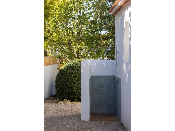 Image No.52-5 Bed Villa for sale