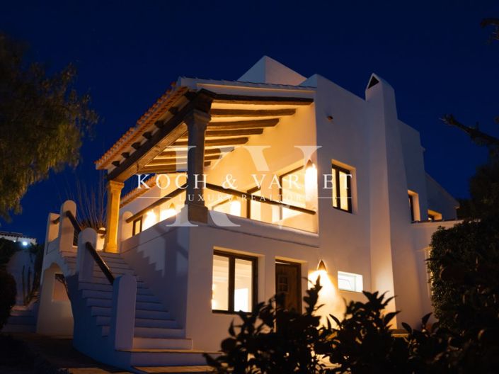 Image No.58-5 Bed Villa for sale