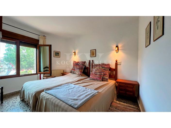 Image No.15-4 Bed Villa for sale