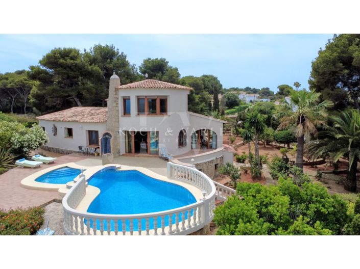 Image No.4-4 Bed Villa for sale