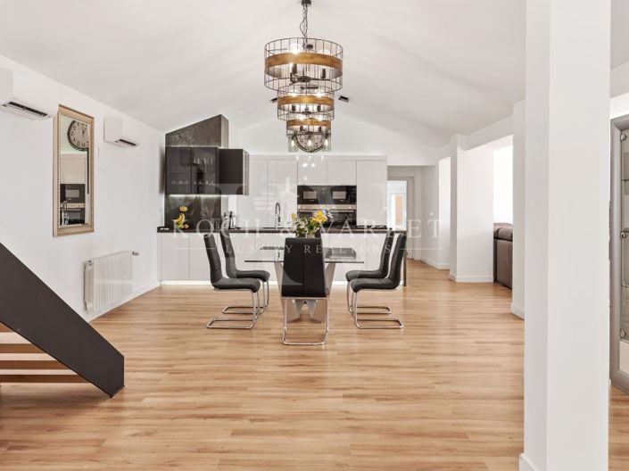 Image No.19-4 Bed Villa for sale