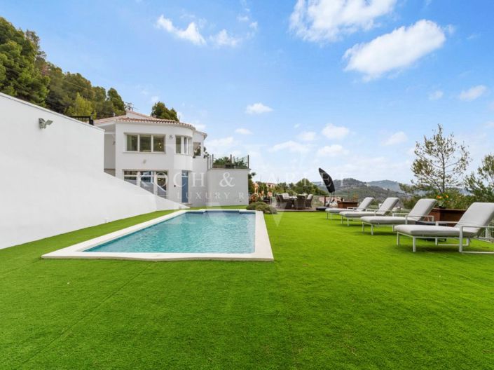 Image No.8-4 Bed Villa for sale