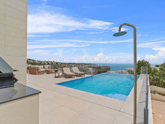 Image No.40-4 Bed Villa for sale