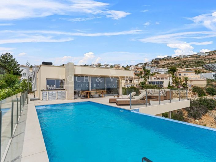 Image No.42-4 Bed Villa for sale