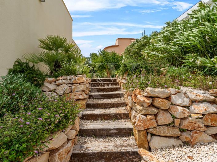 Image No.49-4 Bed Villa for sale