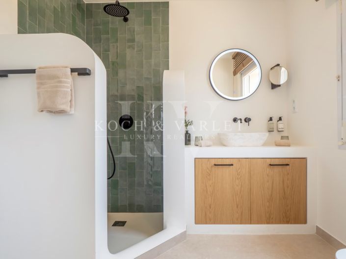 Image No.65-9 Bed Villa for sale