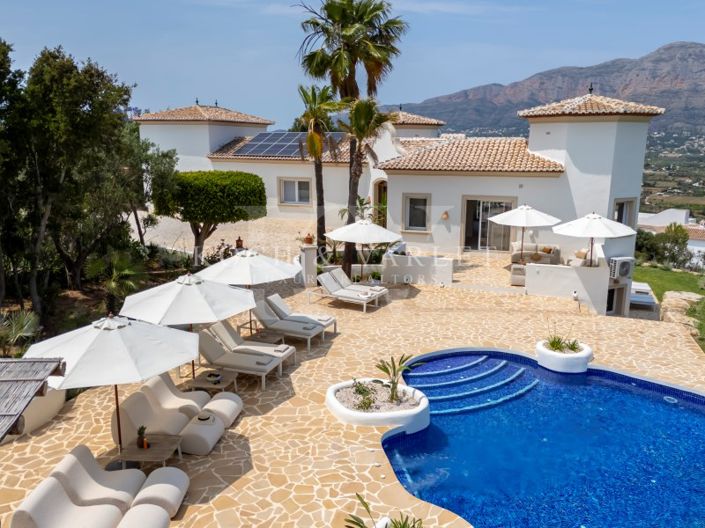 Image No.82-9 Bed Villa for sale