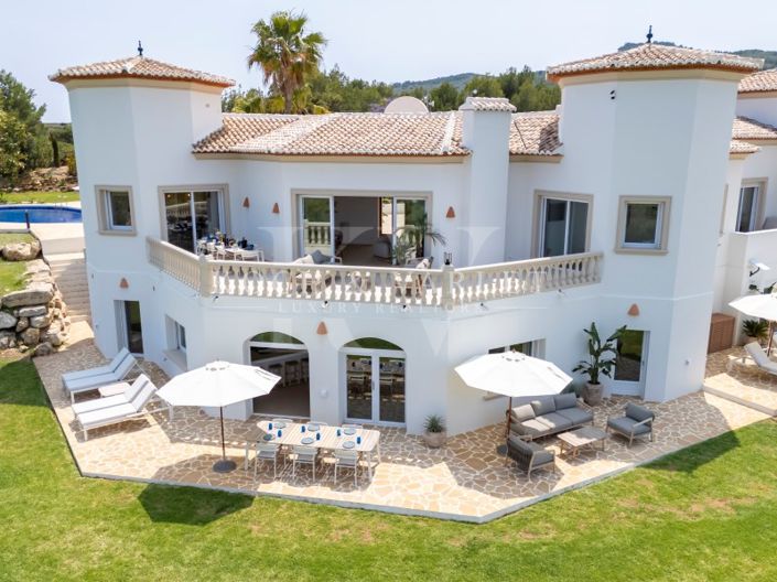 Image No.87-9 Bed Villa for sale