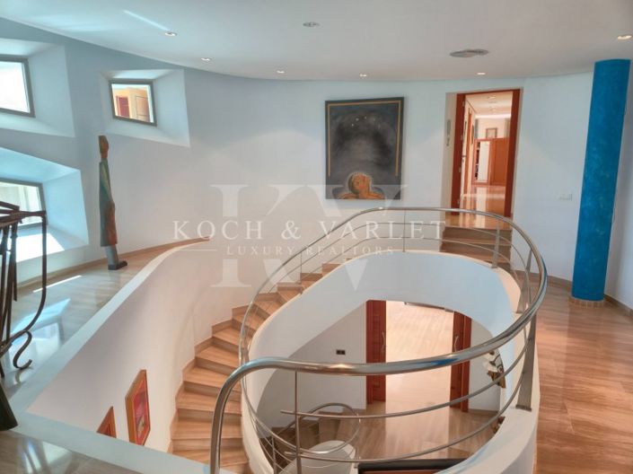 Image No.29-7 Bed Villa for sale