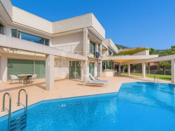 id8110a701-0000-0500-0000-000016aaad5c