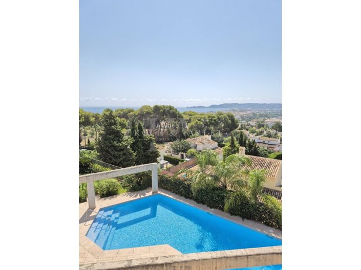 Image No.4-7 Bed Villa for sale