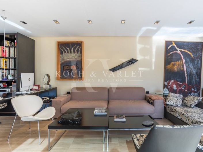 Image No.8-7 Bed Villa for sale