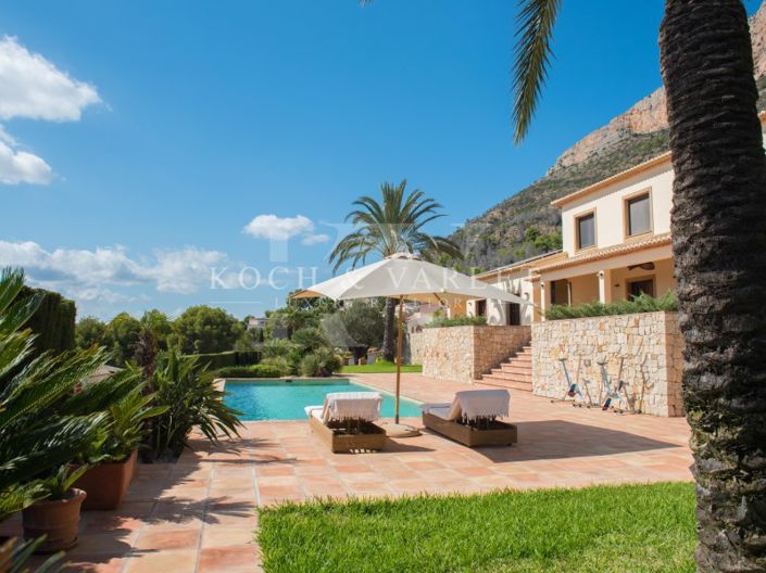 Image No.2-5 Bed Villa for sale