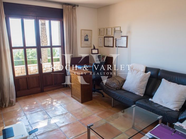 Image No.27-5 Bed Villa for sale