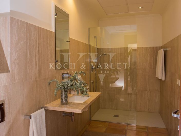 Image No.31-5 Bed Villa for sale