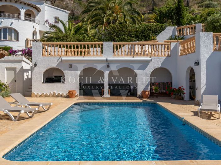 Image No.3-4 Bed Villa for sale