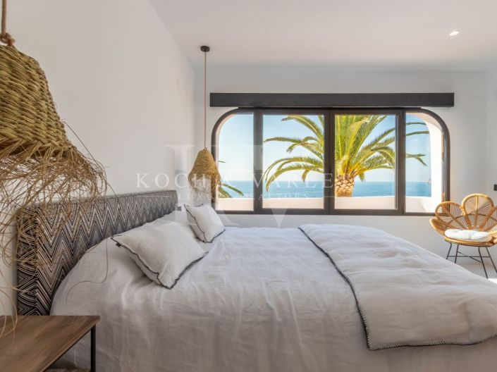 Image No.9-Villa for sale