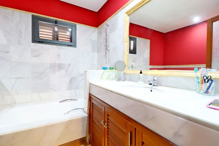 Image No.14-3 Bed Villa for sale