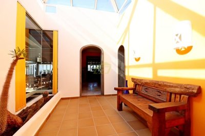 3 Bedroom Villa with a private pool in Playa Blanca