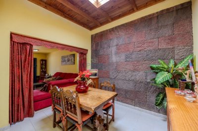 Spacious Playa Blanca villa with pool, guest apartment, and potential.