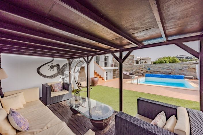Image No.4-4 Bed Villa for sale