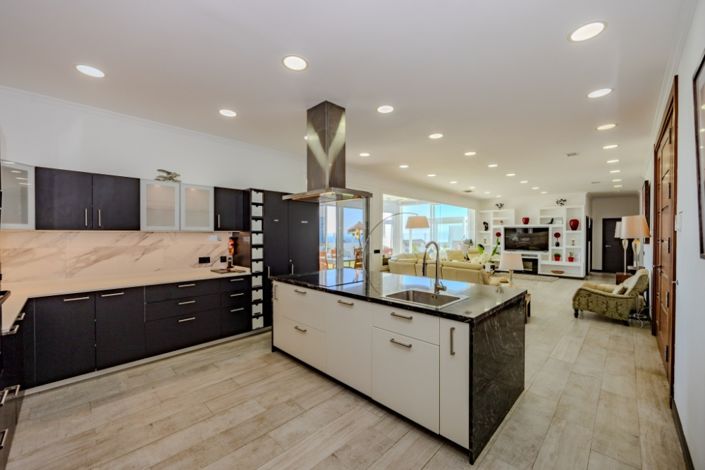 Image No.15-4 Bed Villa for sale