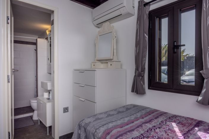 Image No.10-3 Bed Villa for sale