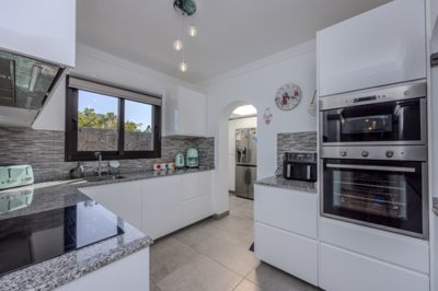 Luxury villa in a gated community