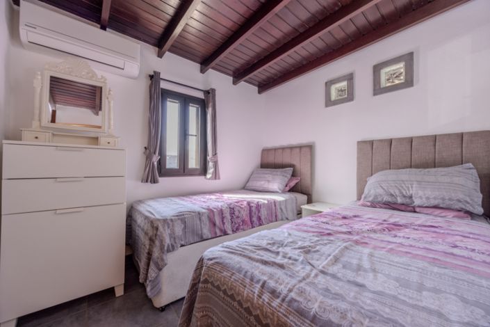 Image No.9-3 Bed Villa for sale