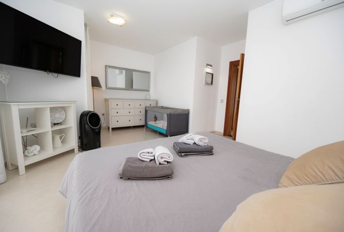 Image No.13-3 Bed Villa for sale