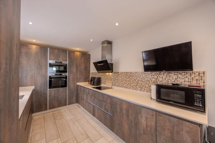 Image No.4-4 Bed Villa for sale