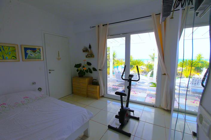 Image No.24-3 Bed Villa / Detached for sale